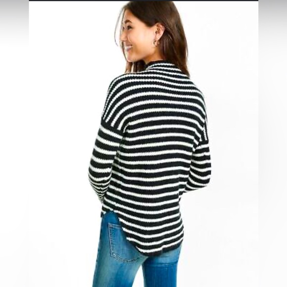 Express mock neck striped sweater size M NEW - Picture 2 of 7